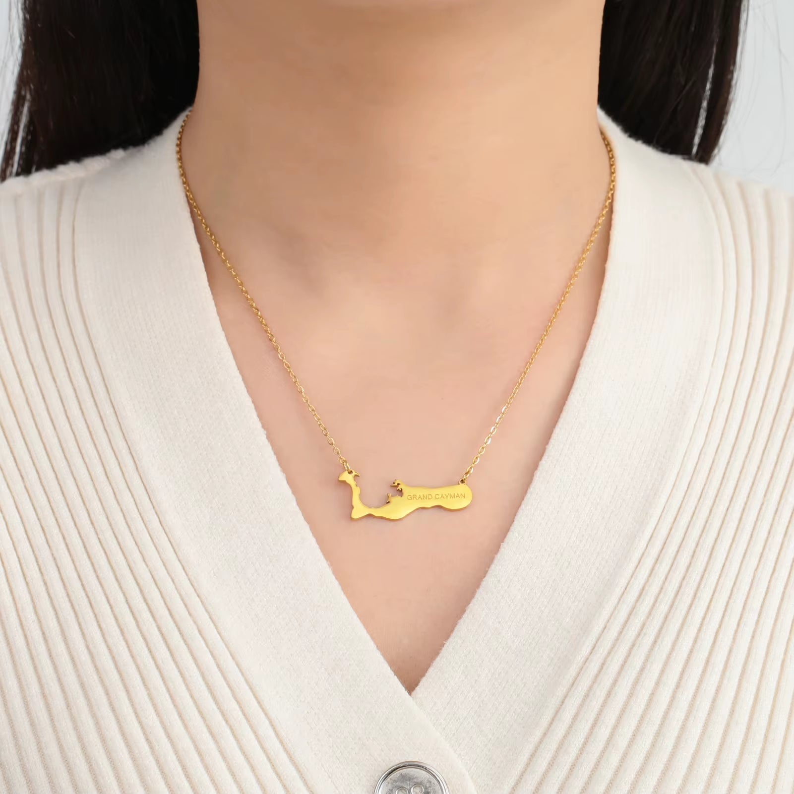 GRAND CAYMAN Map Necklace Pendant Stainless Steel Chain Island Country Leisure Vacation Jewelry Gift